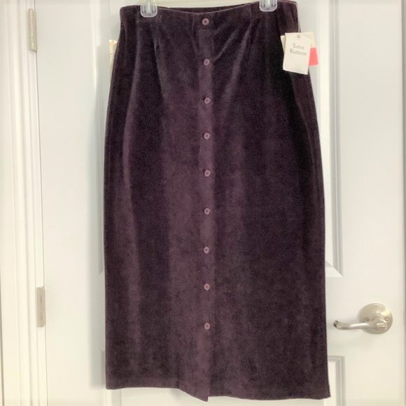 Liz Claiborne Velvet Skirt, Full Length, Size MP, Color: Purple - Picture 6 of 7